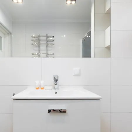 Kolobrzeg Apartments By Renters *