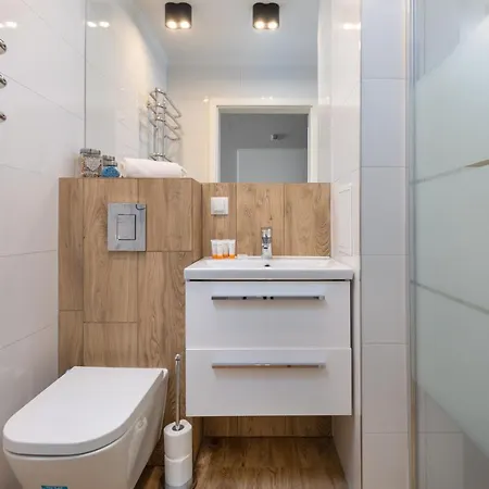 Kolobrzeg Apartments By Renters